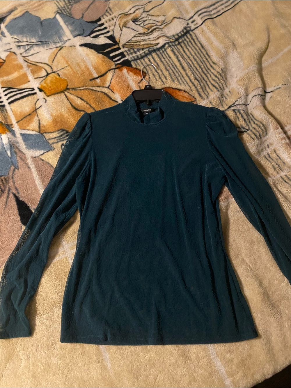 RW&CO. Women's Long Sleeve Mock Neck Top in forest green